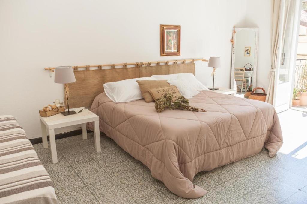Primo Piano Bed & Breakfast Монеглия Екстериор снимка