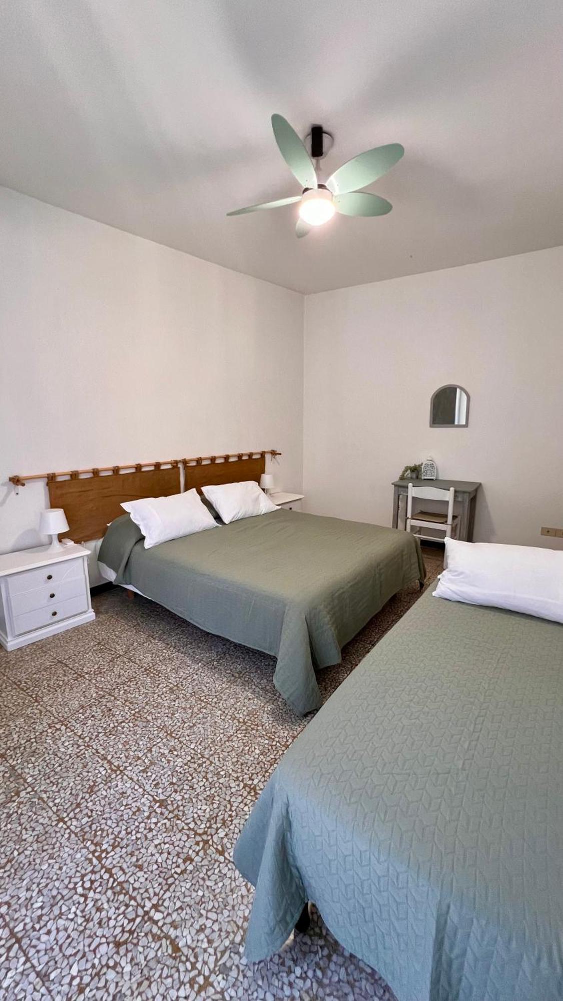 Primo Piano Bed & Breakfast Монеглия Екстериор снимка